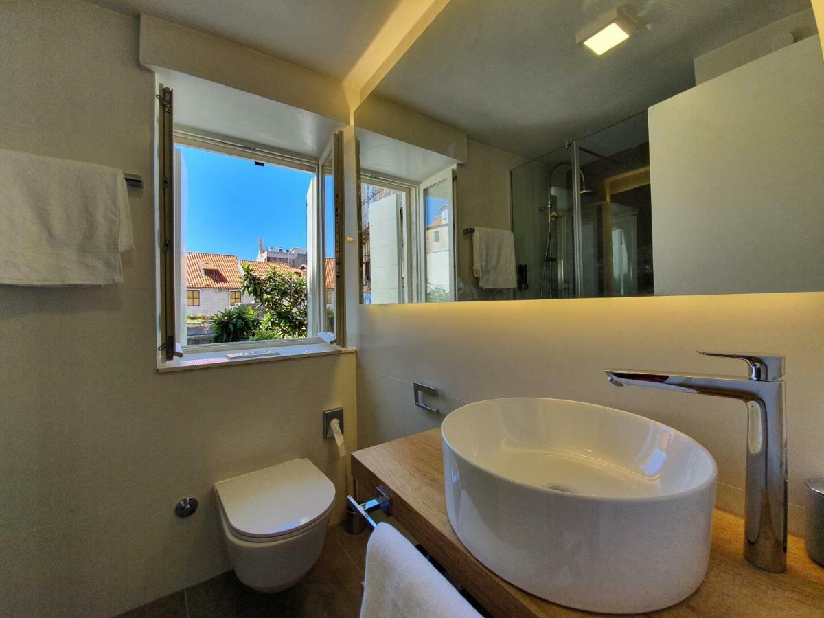 The Suites At Central Сплит Екстериор снимка